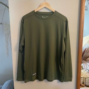 Under armor mens tactical shirt
